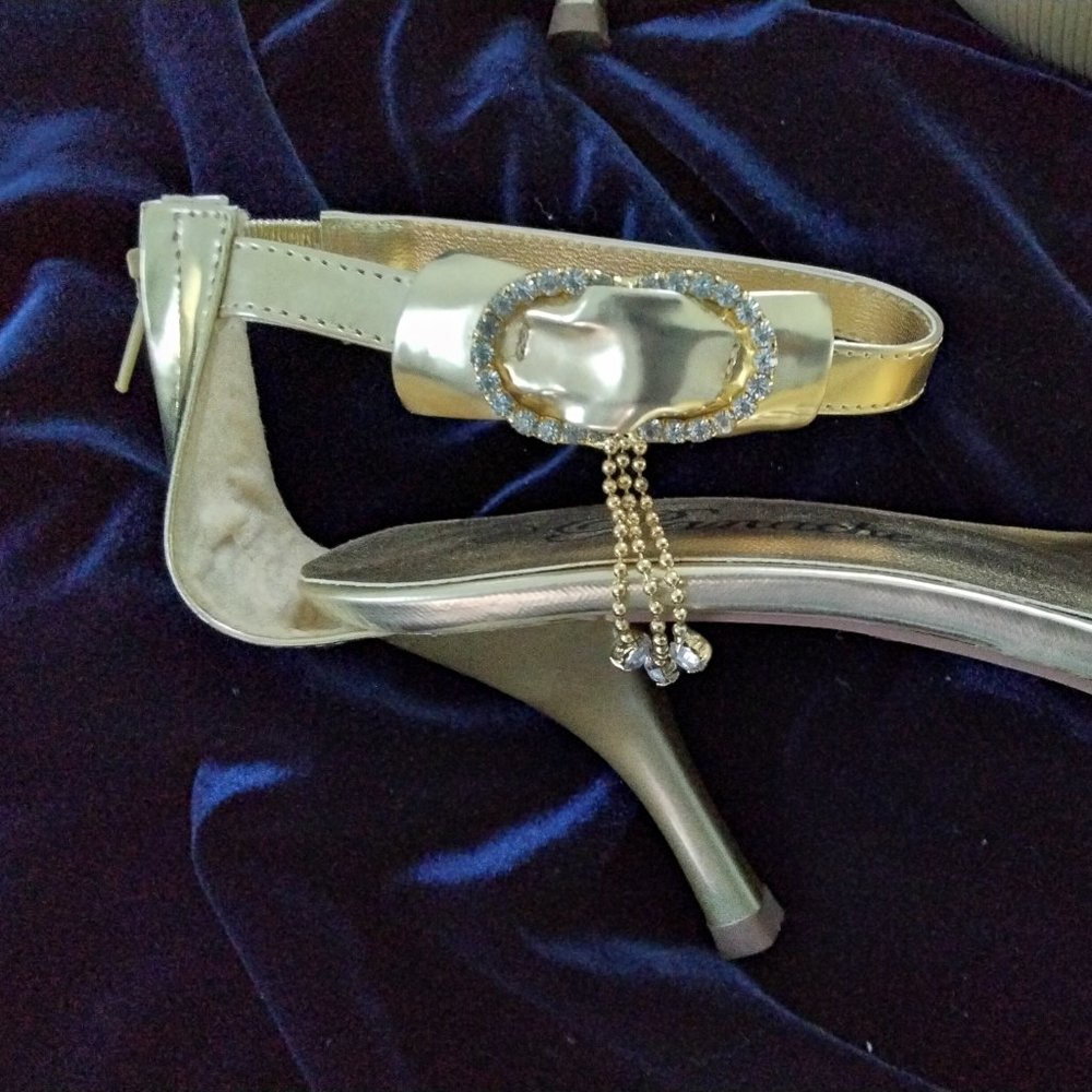 Panache Women High Heels Dress Sandals Size 7 Gold and Bow Diamond SEXY!!